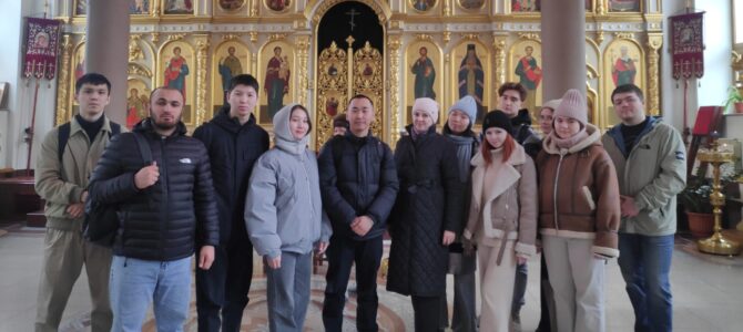 4 и 5 апреля студенты ЧГМА побывали на экскурсиях в Свято-Лукинском храме